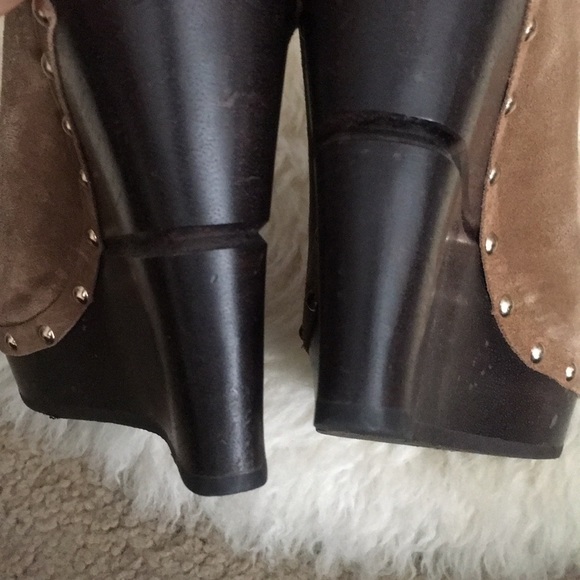 👡👌🏼 DVF Suede Wood Wedge Clogs - Picture 6 of 6